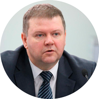 Олег Макаров