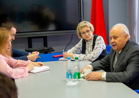Аналитика и дипломатия: обмен опытом